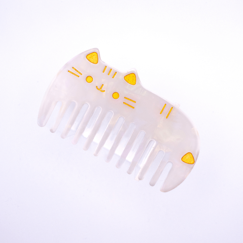 Gildie Playful Paws Comb